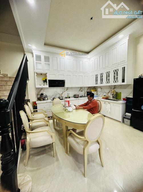 Villa đi bộ ra Hồ Xuân Hương đường Yersin, Phường 10, Đà Lạt 109m2 16 ty TL - 5