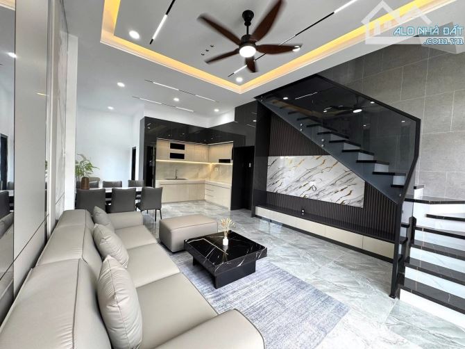 Nhà Lầu ngay gần cây xăng 75, Đồng Khởi - 5