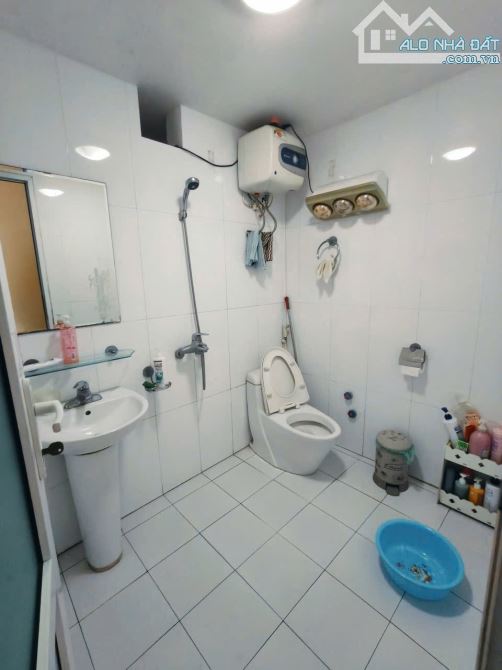 Nhà 3 tầng mặt đường Trần Thành Ngọ - Vị trí đẹp - 213m2 - 5