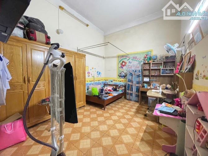 NHÀ MẶT TIỀN HOÀNG VĂN THỤ METRO ĐỐI DIỆN CÔNG VIÊN PHÙ ĐỔNG - 10,7 TỶ🟣DT: 6x19 - 5