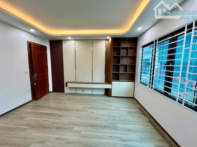 Rẻ nhất Nhổn - 33m2 5 tầng giá 5,2 tỷ - ô tô ngủ trong nhà - 5