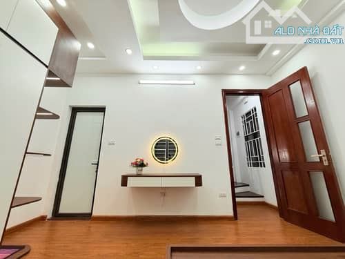 BÁN NHÀ VÕ CHÍ CÔNG 30M 5 TẦNG GIÁ CHÀO TỐT - 5