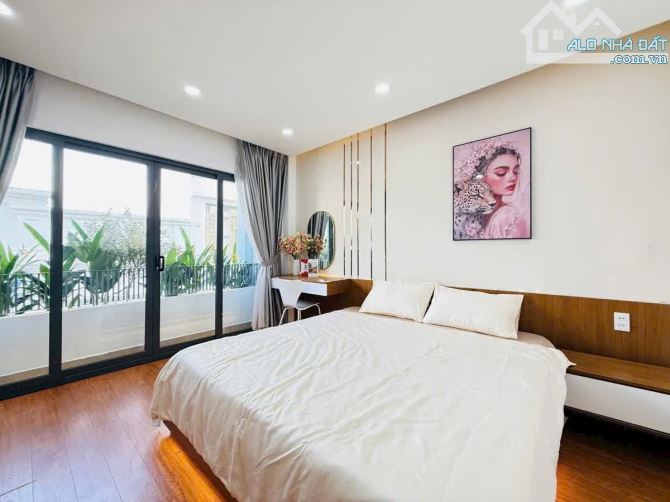 LÊN SÓNG SIÊU PHẨM NHÀ PHỐ KHU VIP VỚI BỀ NGANG LÊN TỚI 5M HIẾM CÓ - XE HƠI NGỦ NHÀ. - 5
