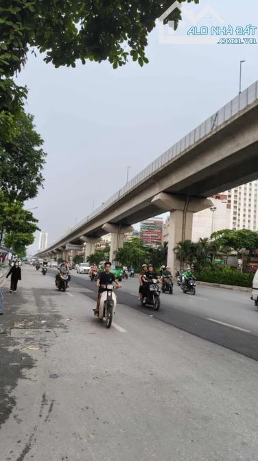 BÁN NHÀ PHỐ PHÙNG KHOANG – NAM TỪ LIÊM – 43M² – 4 TẦNG – MT 3.6M – GIÁ 8.2 TỶ - 5
