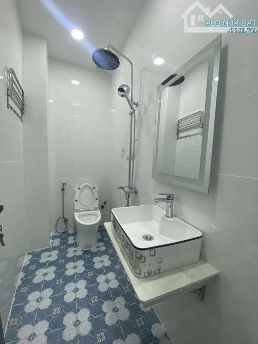 2CĂN SINH ĐÔI XÂY MỚI TINH --GẤN HẺM OTO -P12 BÌNH THẠNH - 4 TẦNG - 5
