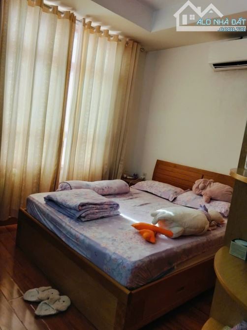 Bán Gấp , CHCC Cộng Hòa Plaza, 70M2 , Sổ Hồng Riêng ,  nhà đẹp giá  4,8tỷ TL - 5