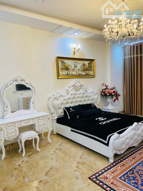 BÁN NHÀ MẶT TIỀN LÊ HỒNG PHONG, TP VT– NHÀ ĐẸP,GẦN BÃI SAU, ĐẦU TƯ CỰC TỐT GIÁ 11,7  TỶ TL - 5