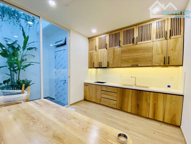 🏡 NHÀ 4 TẦNG ĐẲNG CẤP – GẦN NGÃ TƯ MK – 5 PHÚT RA GA METRO – THANG MÁY - 5