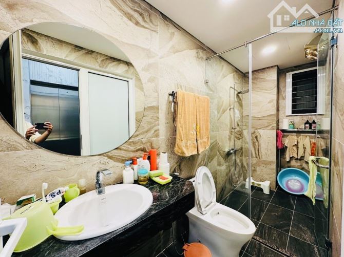 KHU VIP PHỐ TÂY SƠN- 6T thang máy - VỊ TRÍ ĐẮC ĐỊA - AN NINH, DÂN TRÍ CAO - 5