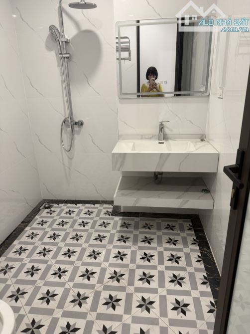 Bán nhà Thạch Bàn,Long Biên 7 tầng,56m oto tránh,kinh doanh nhỉnh 16 tỷ - 5