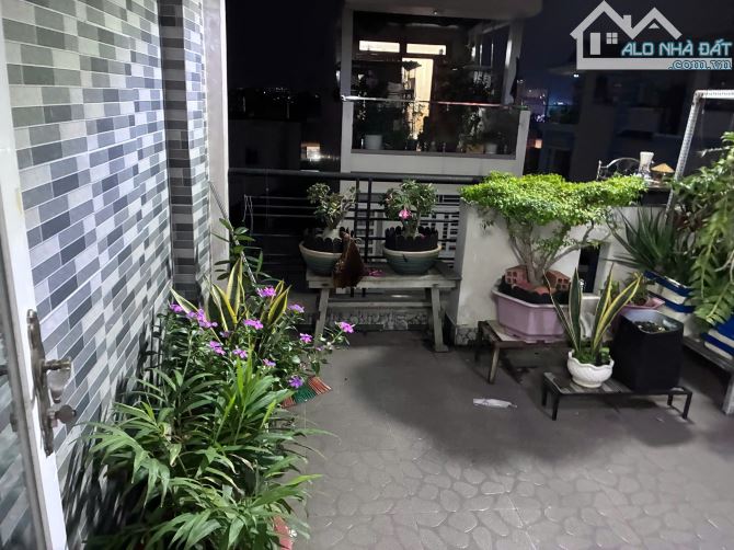 Bán nhà 3 Lầu  hẻm xe tải đường 41 Phú Định sát đại lỗ võ văn kiệt - 4.8m x 8.6m - -3PN - 6