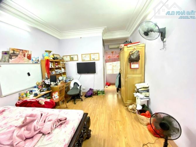 Nguồn kín Nguyên Hồng – 68m², 5 tầng, ô tô tránh, giá 23,8 tỷ – hàng hiếm - 6