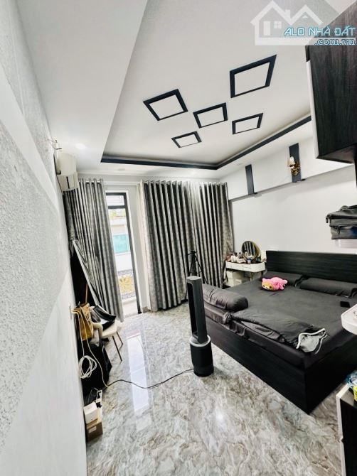 Bán nhà đẹp 4 tầng hẻm ô tô 8m, Nguyễn Tư Giản, Gò Vấp, 1 trục, chỉ 1x tỷ - 6
