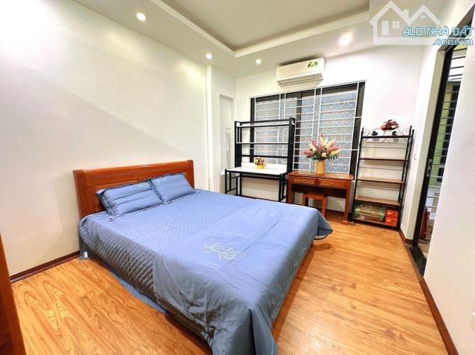 BÁN NHÀ NGUYỄN KHÁNH TOÀN, 40M2, 5 TẦNG, 2 MẶT THOÁNG, NGÕ RỒNG  SỔ VUÔNG ĐẸP, GIÁ 11.3 TỶ - 6
