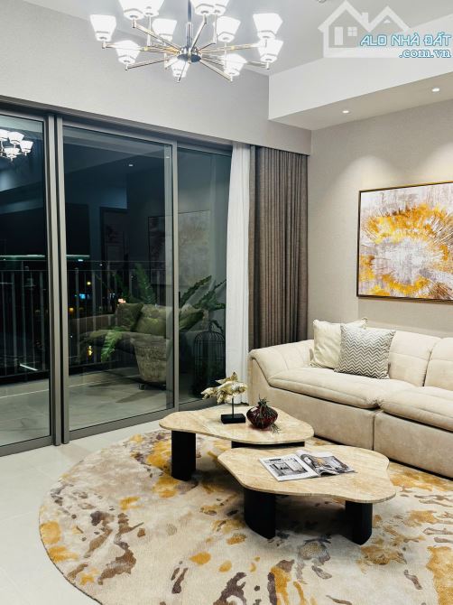 Bán căn hộ 3pn 113m2 full nội thất sổ hồng riêng mặt tiền Nguyễn Văn Linh Bình Chánh 5 tỷ - 6