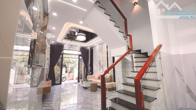 Siêu Phẩm Chân Dài - Phan Văn Trị - 6