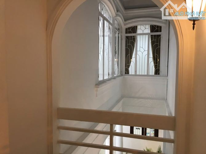 BÁN BIỆT THỰ  NGUYỄN VĂN TRỖI – 8x28M – CN 209M2 – 1 TRỆT 1 LẦU ST – GIÁ 52 TỶ TL - 6