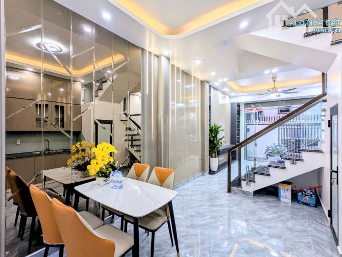 Hiếm - Nhà Thuỵ Phương 5 tầng 45m2 lô góc - ô tô đỗ cửa - gần ô tô tránh, ngõ thông - sổ x - 6