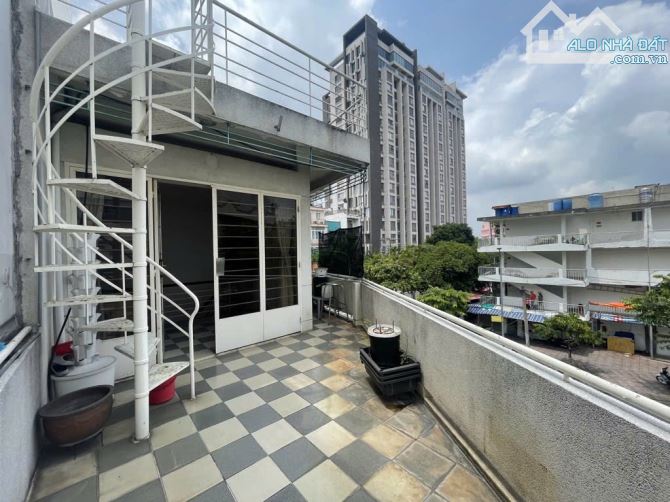 Ngang 8m _ Mặt tiền kinh doanh 4 tầng _ Vĩnh Hội ,Tân Vĩnh p4 Quận 4 _ 9,8 tỷ - 6