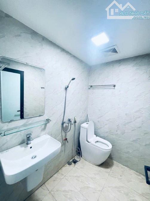 Bán nhà 4 Tầng, DV Phú Vinh, An Khánh, dân xây mới, Phân Lô, Vỉa hè, Full nội thất, 10 tỷ - 6