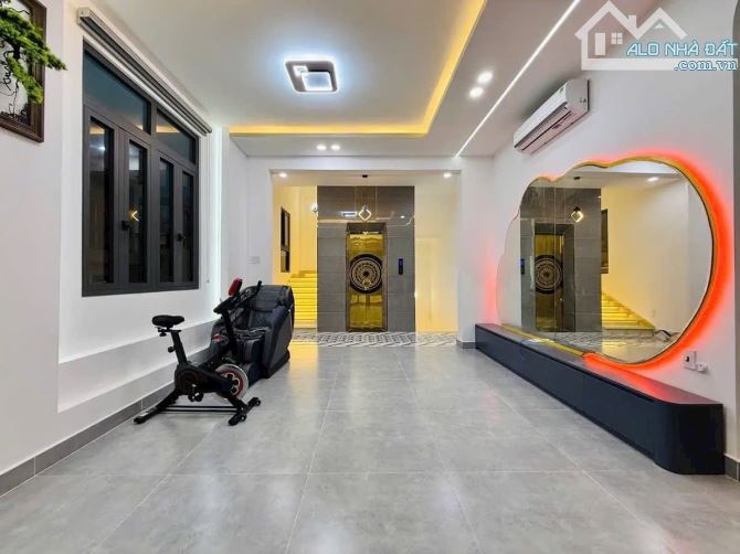 Bán căn biệt thự ngay trung tâm,Đường Số 8,P11,ngang 8,2-20(259m2)nhà mới 100%. - 6