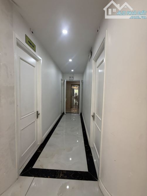 Bán Nhà Mặt phố Quan Hoa - 143m2 x MT 7m - 8 nổi 1 hầm - đầy đủ GPXD, PCCC, hoàn công. - 6