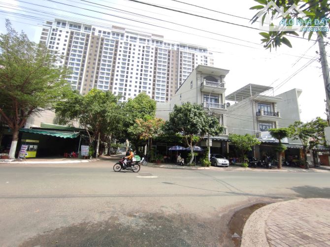 BÁN ĐẤT MẶT TIỀN ĐƯỜNG RỘNG HƠN 20m ĐÔ THỊ CHÍ LINH P10 GIÁ TỐT SỔ HỒNG CẦM TAY - 6