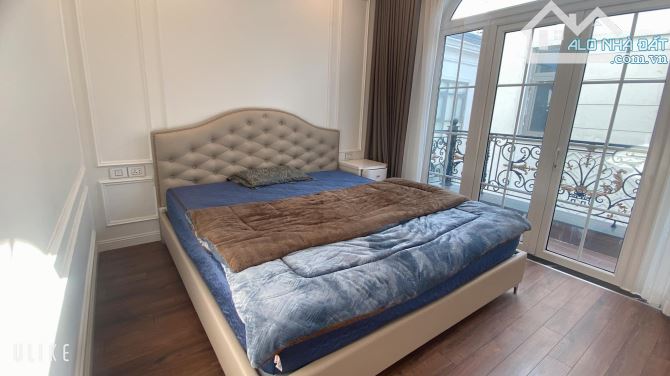 Bán Biệt Thự Láng Hạ Siêu Sang  - Đường lớn 4 Ô tô tránh - 340m2 * 5T + 1 hầm - 130 tỷ - 6
