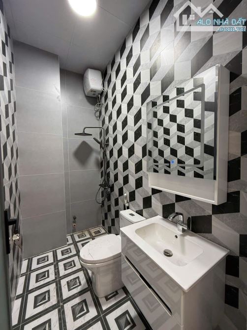🏡CHỈ HƠN 8 TỶ BÁN CĂN NHÀ PHỐ CÁCH HỔ XUÂN HƯƠNG CHỈ 2km, CÓ THANG MÁY, NỘI THẤT CAO CẤP - 7