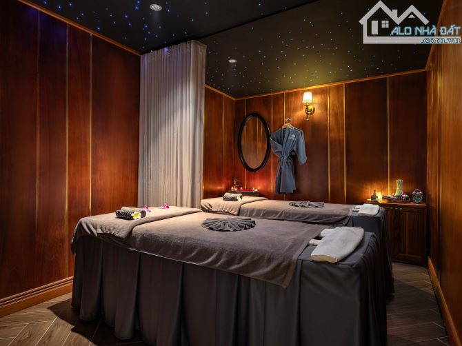 Giảm 70 tỷ - Chủ nợ Bank 150 tỷ - Khách Sạn Phố Cổ - 350m2 - 310 Tỷ - Doanh Thu 4,5 Tỷ/Th