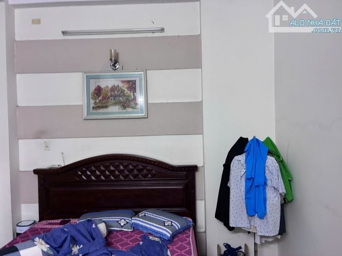 Bán nhà 3 Lầu  hẻm xe tải đường 41 Phú Định sát đại lỗ võ văn kiệt - 4.8m x 8.6m - -3PN - 7
