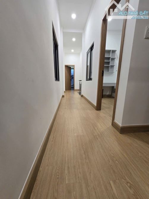 NHÀ 3 PHÒNG NGỦ MẶT TIỀN KINH DOANH ĐƯỜNG NGUYỄN KHUYẾN: GIÁ 8,9 tỷ - 7
