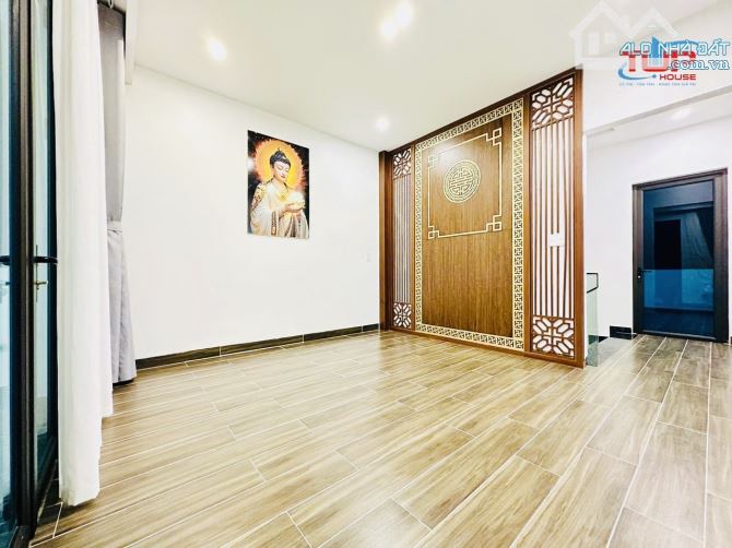 🏡 Bán nhà 4 tầng độc lập Tô Hiệu, Chùa Hàng dtsd 108m Giá 6,5 tỷ - 7