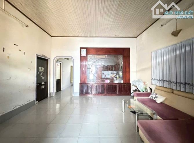 Có Căn nhà Nợ Chủ Dí Cần Bán nhanh ngay Tân Phú trung Củ Chi 129m2 Sổ hồng Riêng 710triệu - 7