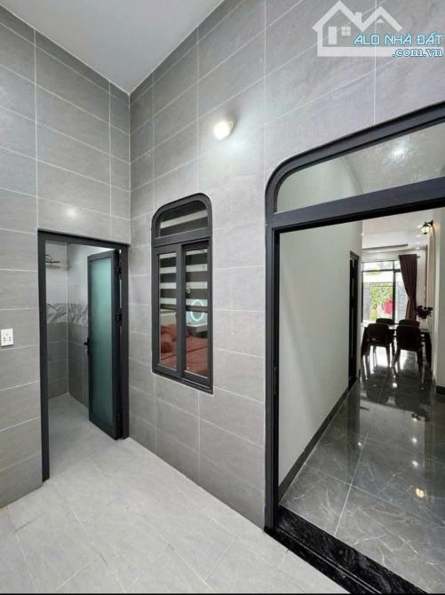 HÀNG HIẾM - NHÀ LẦU CUỐI HUỲNH VĂN NGHỆ, QUA TRẠM THU PHÍ BỬU LONG 500M - 7