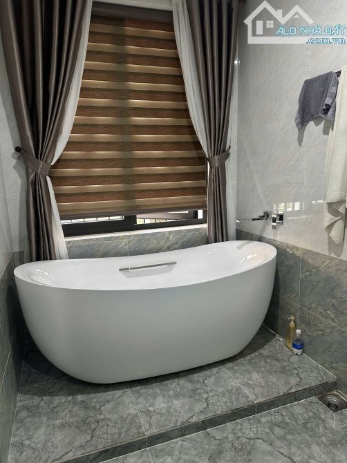 BÁN NHÀ MẶT TIỀN TRẦN NGUYÊN ĐÁN - 7