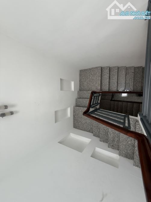 NHÀ 3TẦNG,HẺM 8M - CHIẾN LƯỢC BÌNH TRỊ ĐÔNG,BÌNH TÂN, DT: 4.3*13.5M - CHỈ 6 TỶ 5 - 7