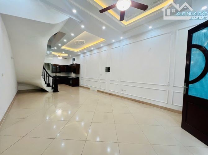 Bán nhà phúc lợi Long biên 69m2 xây 4 tầng lô góc ngõ nông - 7
