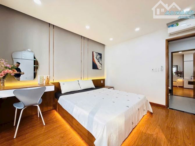 LÊN SÓNG SIÊU PHẨM NHÀ PHỐ KHU VIP VỚI BỀ NGANG LÊN TỚI 5M HIẾM CÓ - XE HƠI NGỦ NHÀ. - 7