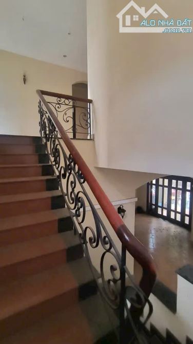 BIỆT THỰ SÂN VƯỜN QUANG TRUNG GÒ VẤP - PHƯỜNG 11 - DIỆN TÍCH KHỦNG NỞ HẬU - 7