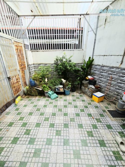 Bán nhà  3 Tầng. 83m2, Ngang 7.5m, Đường Ô tô, Gần Bệnh Viện Lê Văn Thịnh. Giá 6.7 tỷ - 7