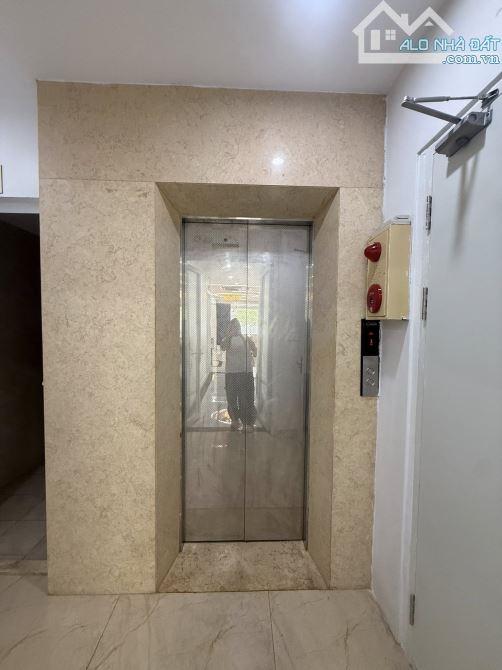 Bán Nhà Mặt phố Quan Hoa - 143m2 x MT 7m - 8 nổi 1 hầm - đầy đủ GPXD, PCCC, hoàn công. - 7