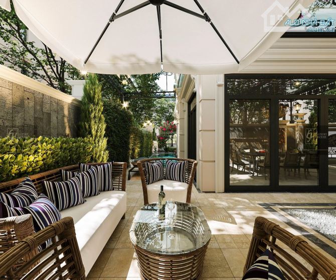 Bán biệt thự KĐT Mới Dịch Vọng, đường to như phố DT 360m2 x 5 tầng, MT 18m, Giá 110 tỷ - 8
