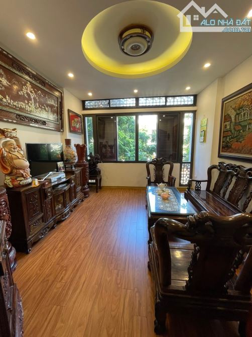 LIỀN KỀ 5 TẦNG THANG MÁY PHÂN LÔ VỈA HÈ KINH DOANH ĐỈNH NGÔ THÌ NHẬM LA KHÀ ĐÔNG 44m 18 TỶ - 8