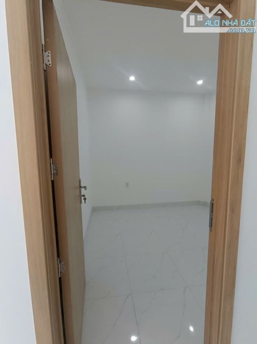 500 TRIỆU NHẬN NGAY NHÀ GÁC LỬNG HOÀN THIỆN CUỐI ĐƯỜNG ĐỒNG KHỞI - 8