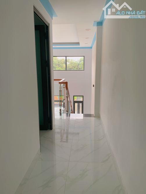 Nhà mới xây 130m2, 1T1L, 3pn 2wc - sổ riêng - thổ cư 100%, sát chợ, cách KCN 200m - 8
