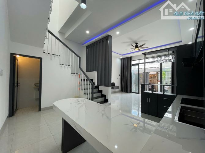 💢 Căn nhà 2 tầng hẻm Trần Phú - - 8