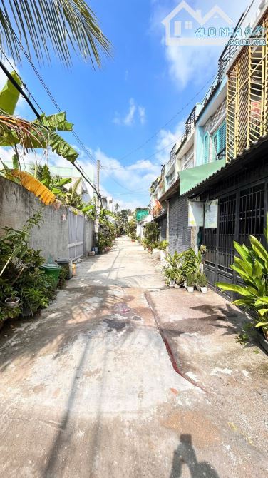 Bán Nhà Gần Cao Đẳng Điện Lực Quạn 12 - 8