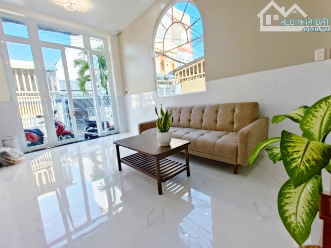 Bán Nhà Trệt Lầu 2 Mặt Tiền Trục Chính Hẻm 56 Lê Anh Xuân - 8