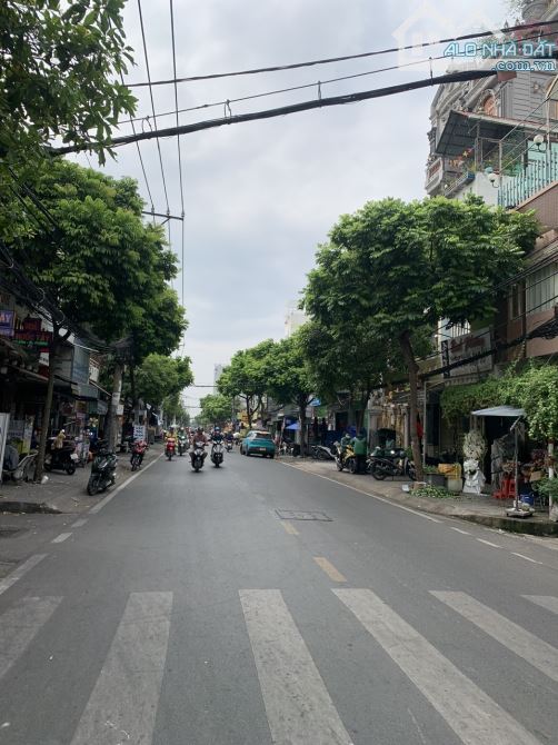 NHÀ P3 Q8 MẶT TIỀN KINH DOANH - ÂU DƯƠNG LÂN - CÁCH CẦU CHỮ Y 300m -  4 TẦNG BTCT. - 8